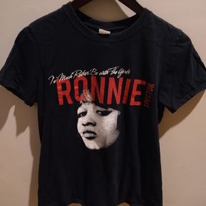 Ronnie Spector girls shirt Ronettes small
